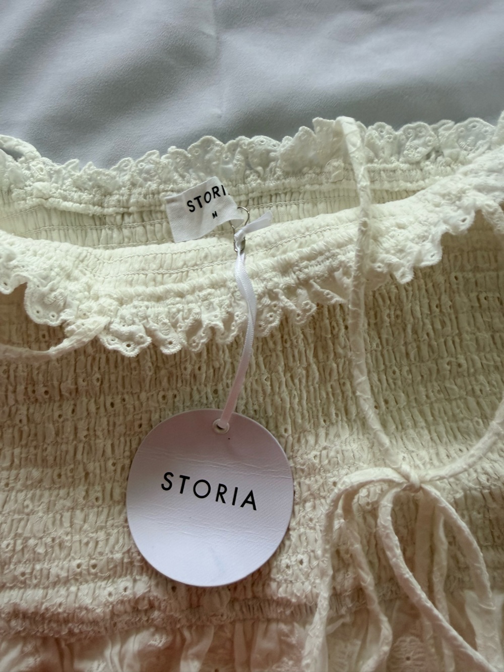 NWT Storia You Flatter Me White Eyelet Ruffle Smocked Bodycon Mini Dress - Picture 8 of 9